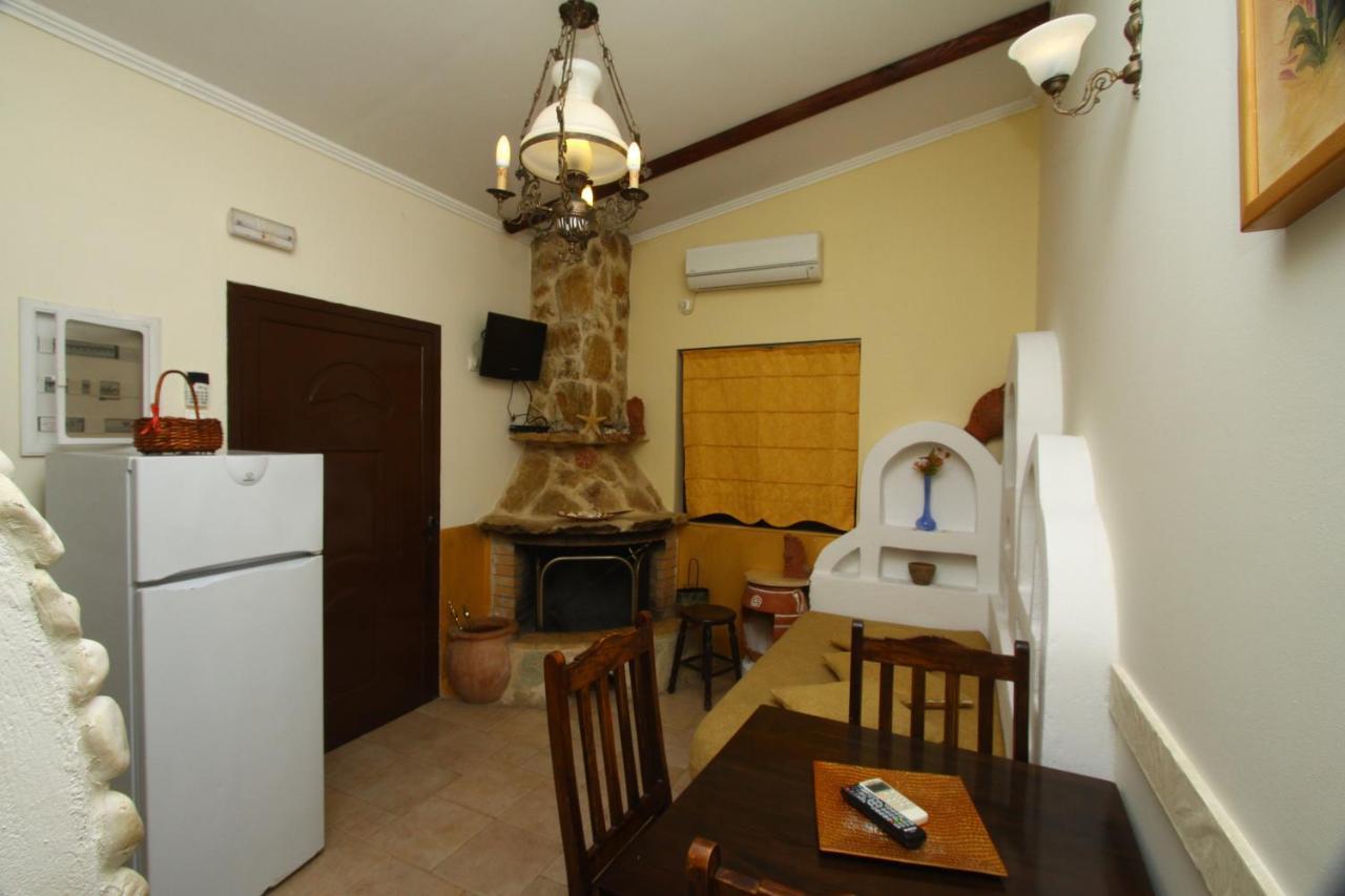 Mantas Bay Hotel Лутраки Екстериор снимка
